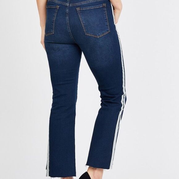 Juicy Couture Mid Rise Side white Stripe Flare frayed hem  jeans - Picture 3 of 8